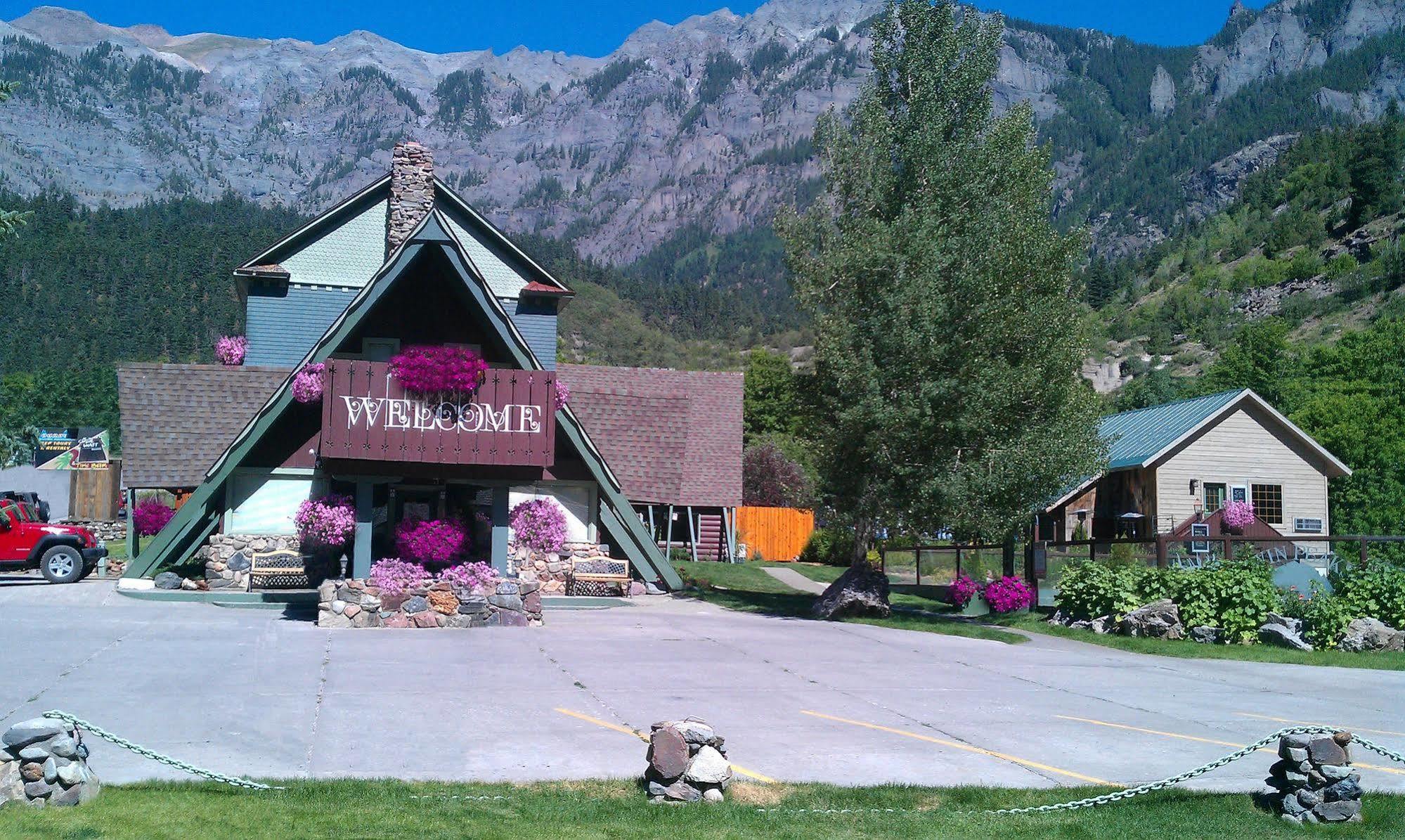 אוראיי Twin Peaks Lodge & Hot Springs מראה חיצוני תמונה